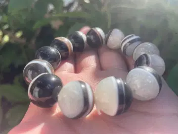 [ 고품질 ] 수정 공생 마노 16mm 팔찌