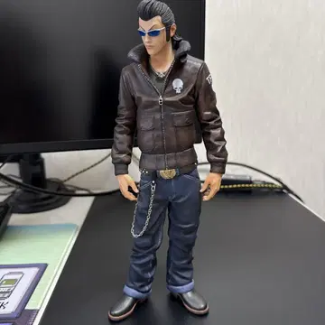 크로우즈 WORST 무장전선 무라타 쇼고 피규어