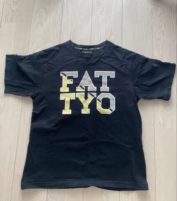 FAT TYO 그래픽 티셔츠 블랙 SKINNY 사이즈