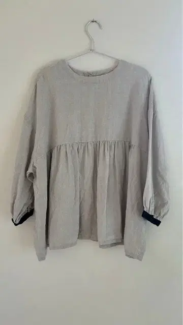 motomi.m 프렌치 브뤼 블라우스