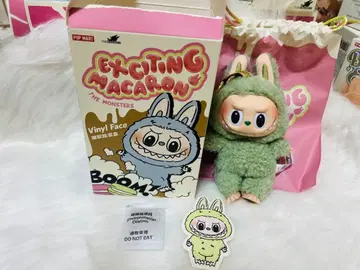 LABUBU Exciting 마카롱 그린