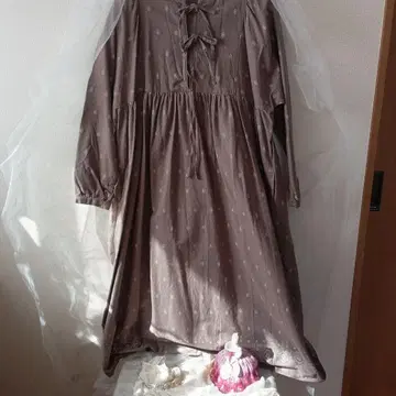 브라운 작은 꽃 무늬 긴팔 원피스 사만사 M2