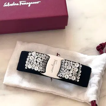 [ 새상품급 ] FERRAGAMO 머리핀