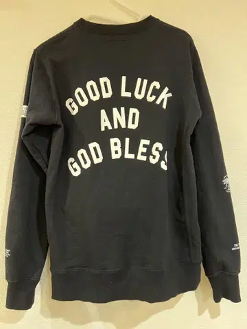 THE CRIMIE 트레이닝복