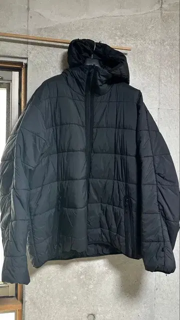 TECH REVERSIBLE CLIMBERS PUFF JACKET
