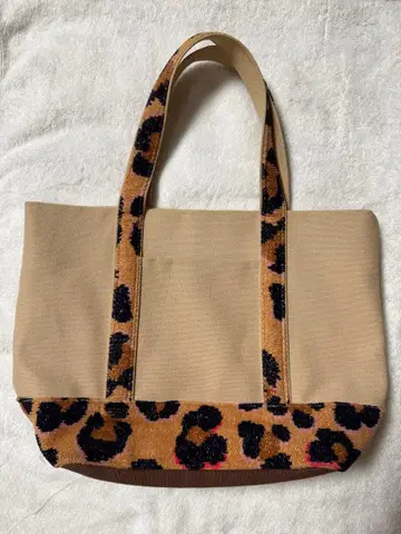 페이 토트백 레오파드
