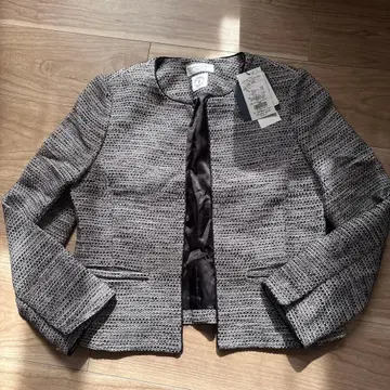 테일러드 자켓 블랙과 화이트 트위드