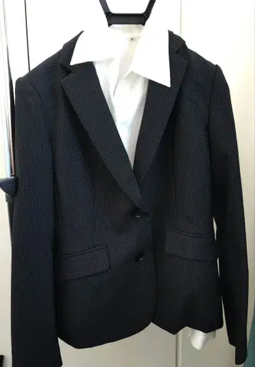 네이비 스트라이프 취업 정장 세트