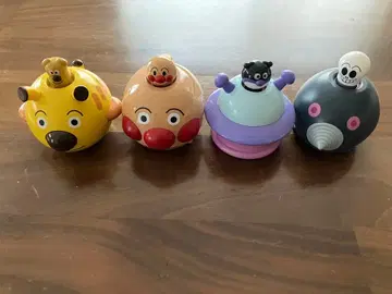 호빵맨 프로젝터 가챠가챠 완구