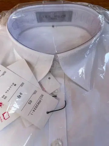 LES MUES 화이트 긴팔 셔츠