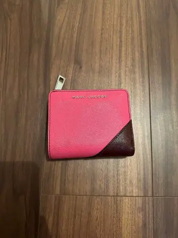 마크 제이콥스 접이식 지갑 핑크/브라운