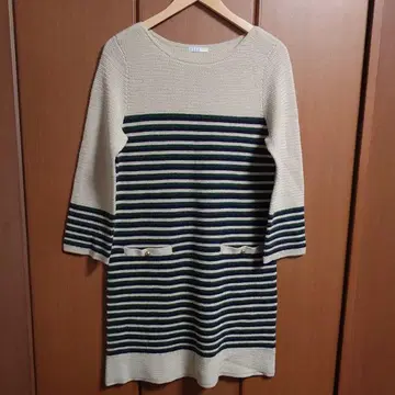 엘르 니트 원피스 튜닉 베이지 베이스 편안한 겨울 울+아크릴