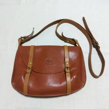 일비종떼 가죽 숄더백