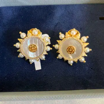 (새상품 미사용) 귀걸이 (양쪽 귀용)