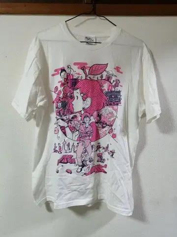 [한정품] 극장판 밤은 짧아 걸어 아가씨 T셔츠 L 사이즈