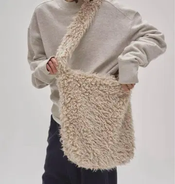 todayful Volume Fur Shoulderbag