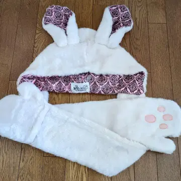 이상한 나라의 앨리스 토끼 귀 달린 머플러 팬 캡