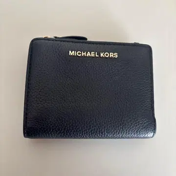 마이클코어스 천연 가죽 접이식 지갑 블랙