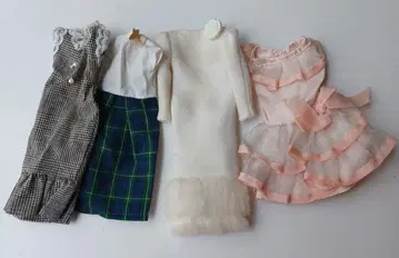 타카라 의류 드레스 옷 갈아입기 리카짱 제니 바비 세트