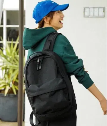 히가시하라 아키 FORME 백팩 블랙 21L