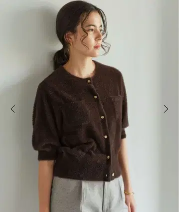 그린 라벨 릴랙싱 플러프 페더 숏 슬리브 니트 가디건