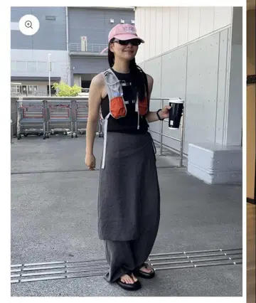 다크 그레이 비대칭 스커트 팬츠