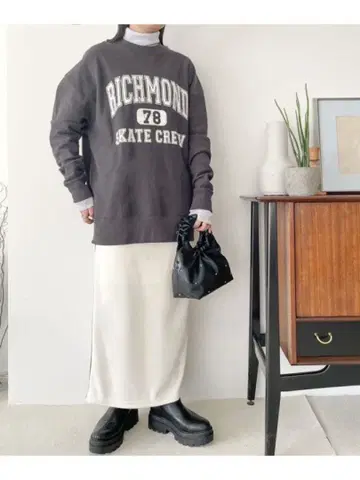 로리즈팜 스케이트 칼리지 기모 차콜