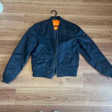 MA-1 자켓 블랙 오렌지 안쪽