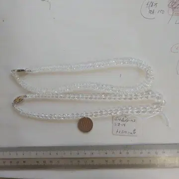 수정 목걸이 2점입니다,