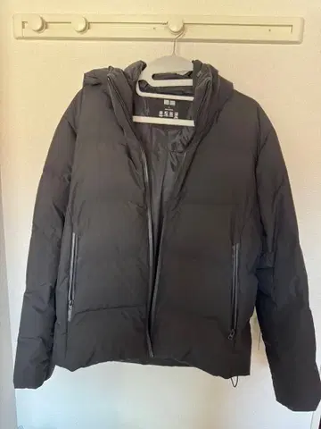 유니클로 다운 L 사이즈