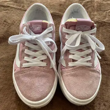 핑크 스웨이드 느낌 스니커즈