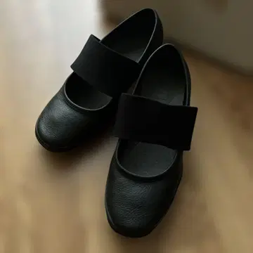 CAMPER 소프트 펌프스 35