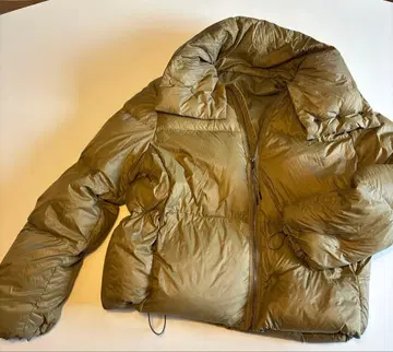 ZARA 올리브 그린 다운 자켓 XS
