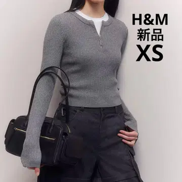 택 포함 미사용 새상품 H&M 하프 지퍼 리브 니트탑 XS