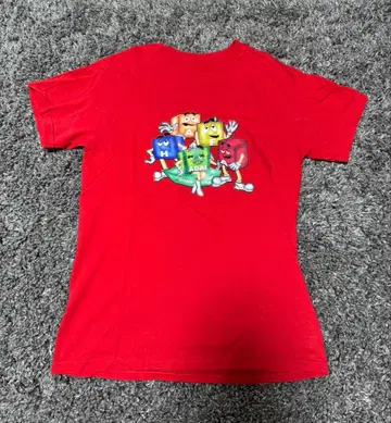 [ 반팔 T셔츠 다사카와 프린트 디자인 크루넥 레드 구제 의류 ]