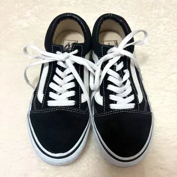 [ 즉시 구매 가능 ] VANS 올드스쿨 블랙 화이트 스니커즈 24cm