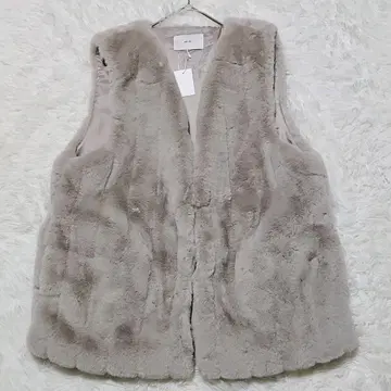 미사용 새상품 하우디 [ Free ] 에코 퍼 베스트 베이지