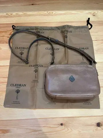 클레도란 지갑 숄더 베이지