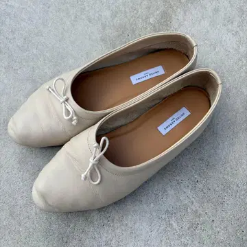 발레 슈즈 / UNITED ARROWS