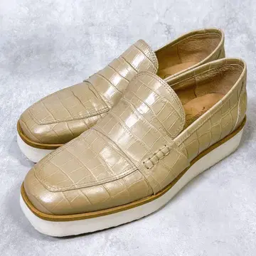 [본트레] 로퍼 (37) 통굽 엠보 악어 무늬 베이지 경량