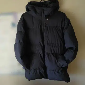 새상품급 네이비 후드 부착 다운 자켓