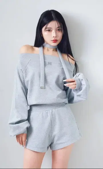 그레이 오프숄더 맨투맨 셋업