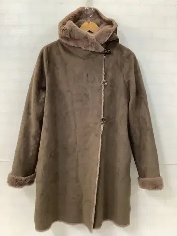 10.29 A855 어반 리서치 점퍼 무스탕풍 모카 FREE