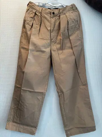 NIKO AND - 베이지 치노 팬츠 L