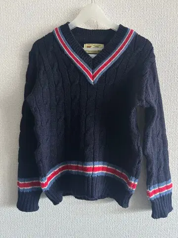 Highland Club V넥 니트 스웨터 네이비 영국제
