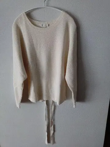 쿠미쿄쿠 아이보리 리브 오버 사이즈 스웨터