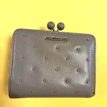 질 스튜어트 그레이 이단 접이식 지갑 가마구치