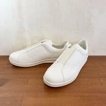 미사용 문스타 키체 27.0cm 화이트