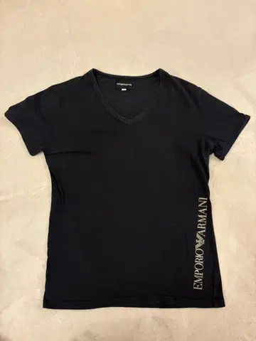 EMPORIO ARMANI V넥 T셔츠 L