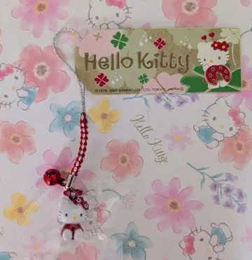 [ 특 레어 ] 헬로키티 뿌리 장식 무당벌레와 클로버